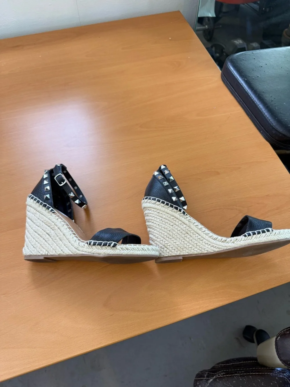 Steve Madden Black Studded Espadrille Wedge Sandals - Picture 2 of 9